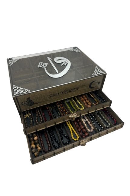 Kişiye Özel İsimli Tesbih ve Saat Koleksiyon Kutusu – 12 Saat 20 Tesbih Kapasiteli | Ahşap & Pleksi Tasarım